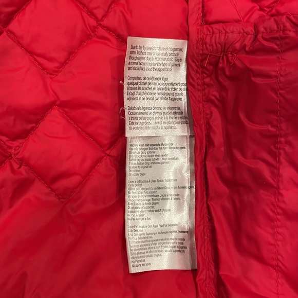 Micheal by Micheal Kors EUC XS light weight puffer vest - Picture 6 of 7